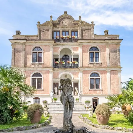 Petri Apartment Vicopisano